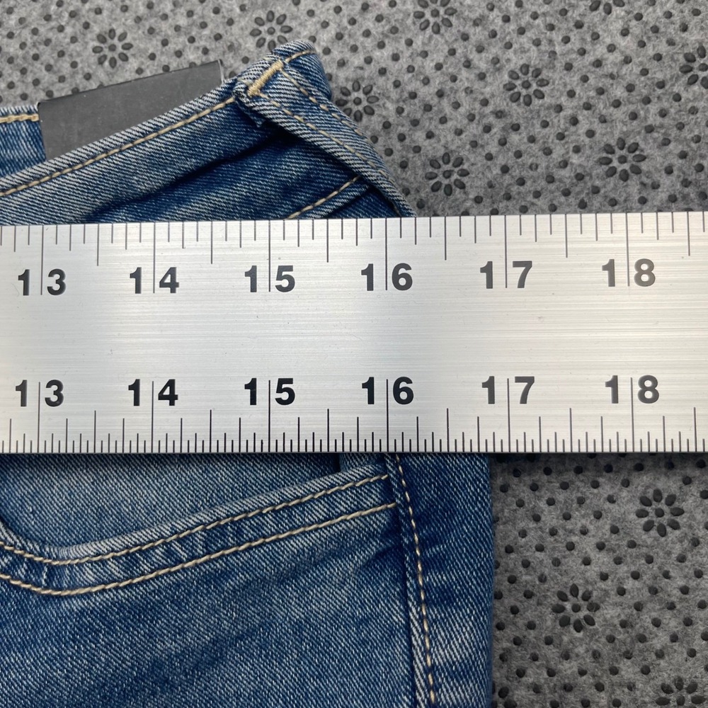 NEW True Religion Joey Mid Rise Flare Jeans Neptune Wash Blue Size 29 - W32xL33 - Picture 6 of 12